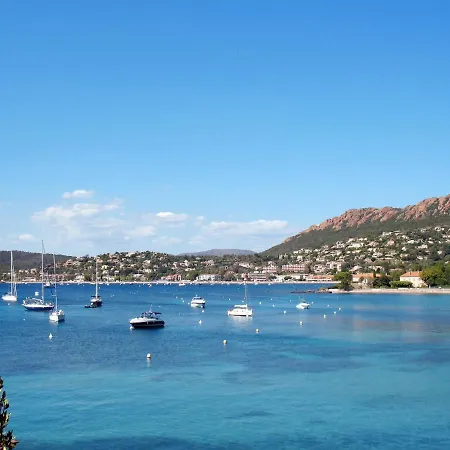 Apartment Les Bastides - O6 014 By Interhome Saint-Raphaël