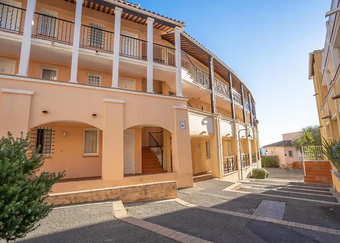 Apartamento Les Bastides - O6 014 By Interhome Saint-Raphaël